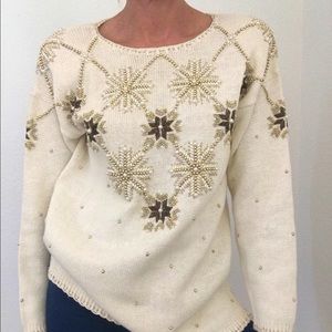 🤩VTG embellished snowflake holiday sweater